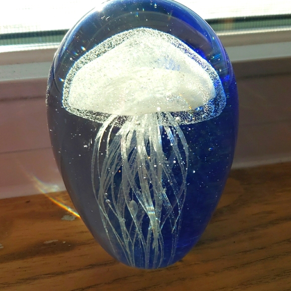 GLASS Handmade Jellyfish Paperweight 4" New!